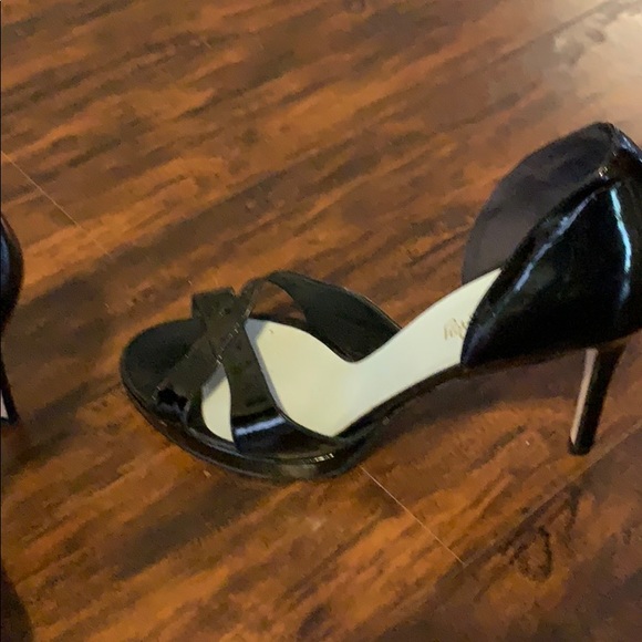 Cynthia Rowley heels - Picture 2 of 3